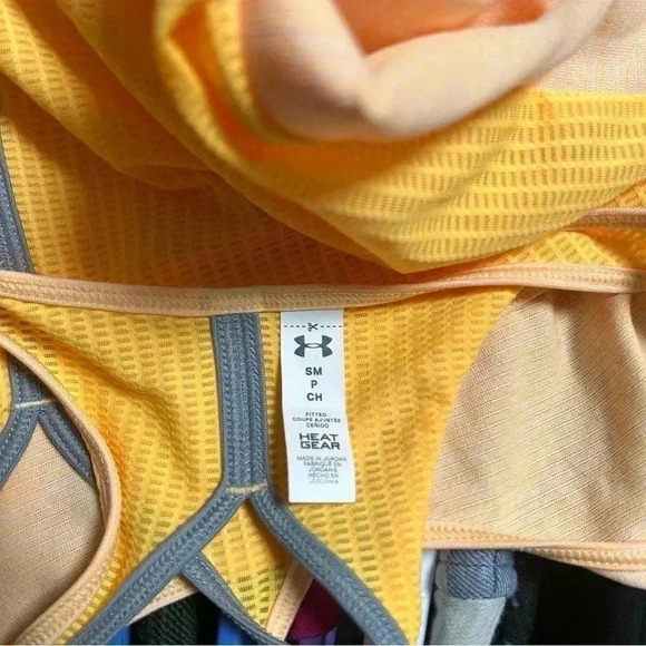 Under Armour  Tank - Picture 4 of 6